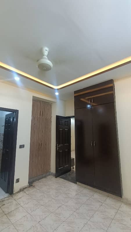 This apartment is located in awami villa 5 phase 8 10