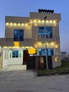 6.5 Marla House Brand New House and 4 Marla lawn C category 0