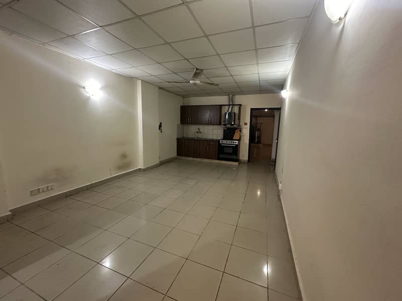 845 sq ft studio apartment Lignum Tower DHA 2 Islamabad for rent 6