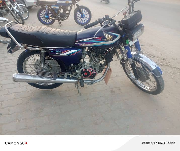 Good coundayion motorcycle for sale in daulat nager 0