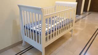 Baby cot by Graco for sale