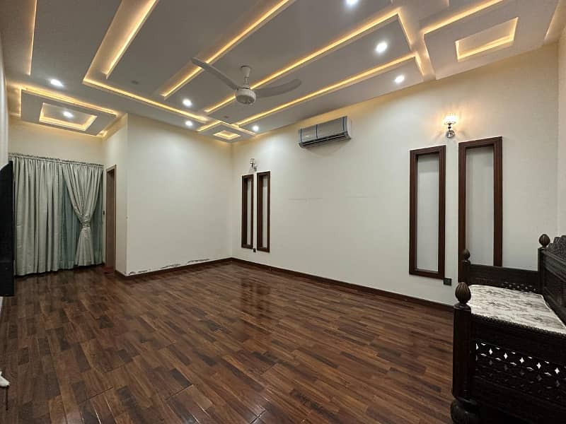 14 Marla Fully Basement Out Class Stylish Luxury Bungalow For Sell In Block M1 Lake City Lahore 13