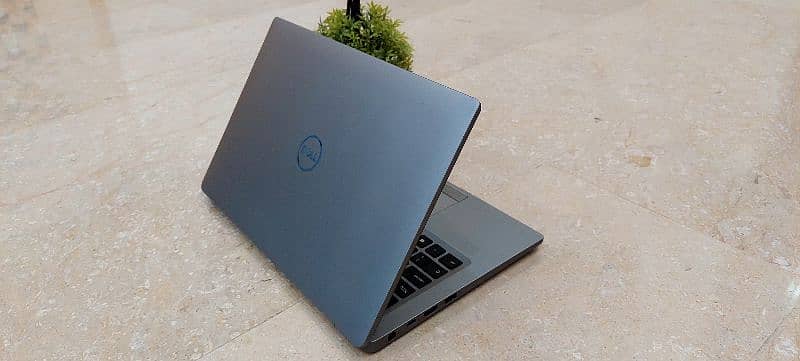 Dell Latitude 7400 5