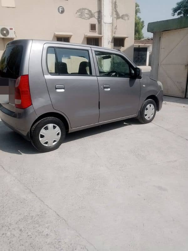 Suzuki Wagon R 2017 7