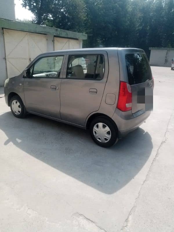 Suzuki Wagon R 2017 9