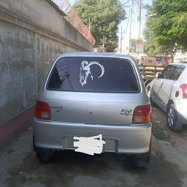 Daihatsu Cuore 2000 1