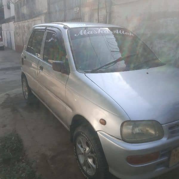 Daihatsu Cuore 2000 4