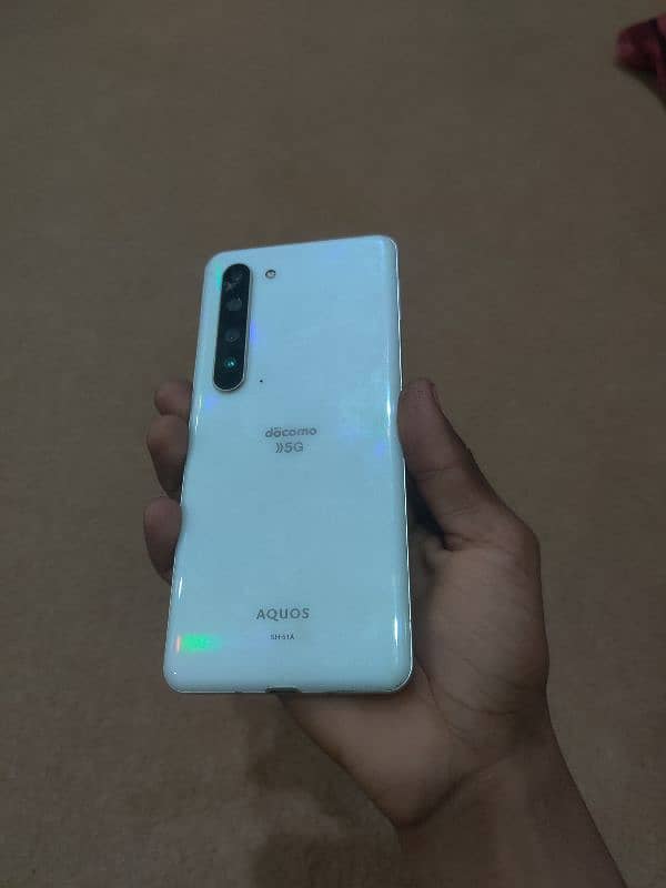 Aquos r5g 12 256 non pta 5