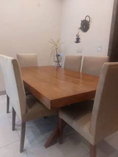 Dinning Table with 6 Chairs