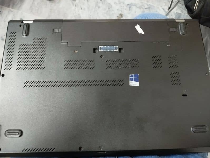 Lenovo Thinkpad T560 3