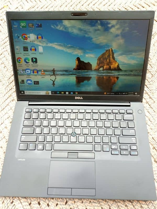 Dell Latitude 7480 | Intel Core i7 | 7th Generation | 8GB / 256 SSD 1