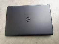 Dell Core i3 6th Gen - 8GB RAM, 128GB SSD,HD Display