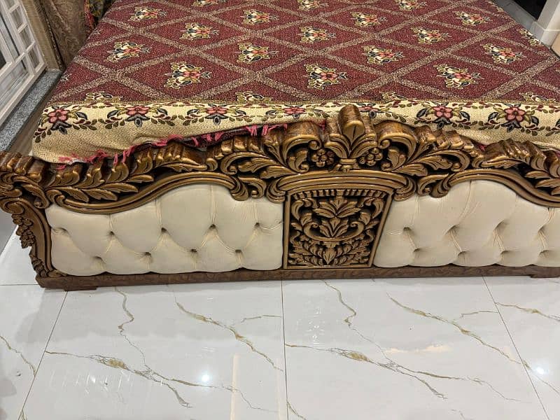 New brand bed set for sale 3