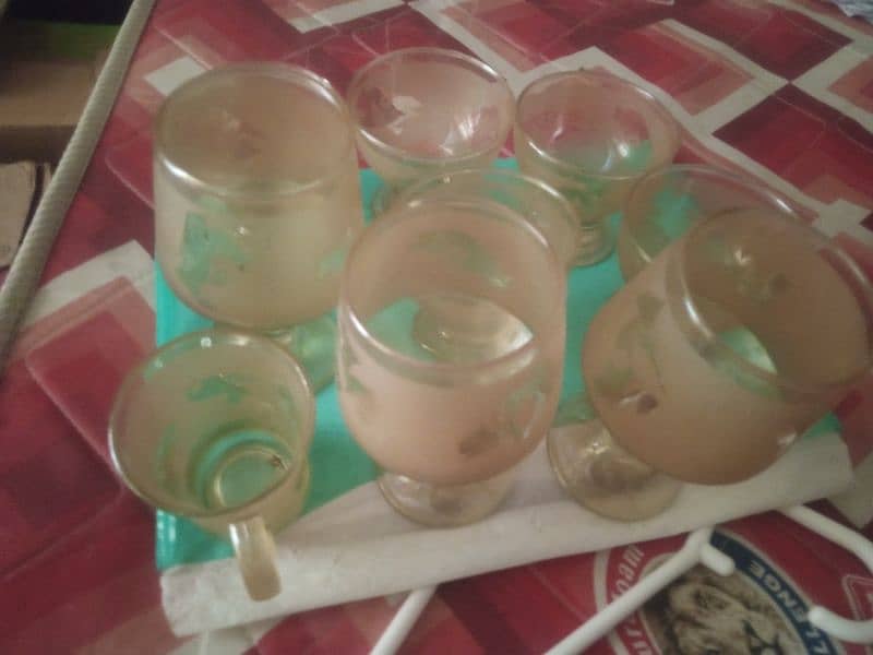 set of 6 glasses , 6 tea cups and 6 ice cups 1