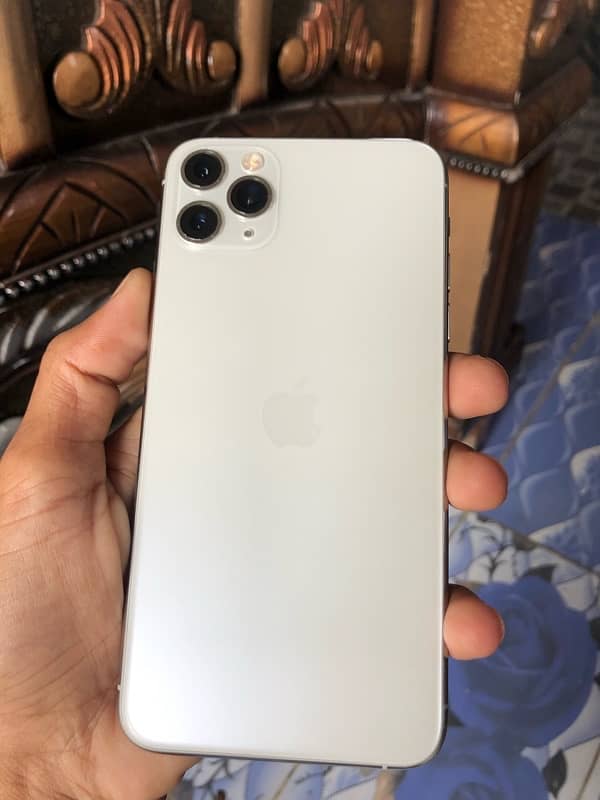 Iphone 11 Pro Max PTA 64GB 0