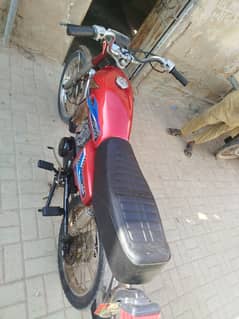 Honda 125 CDI 1985 model h location Karachi bike punjab number h