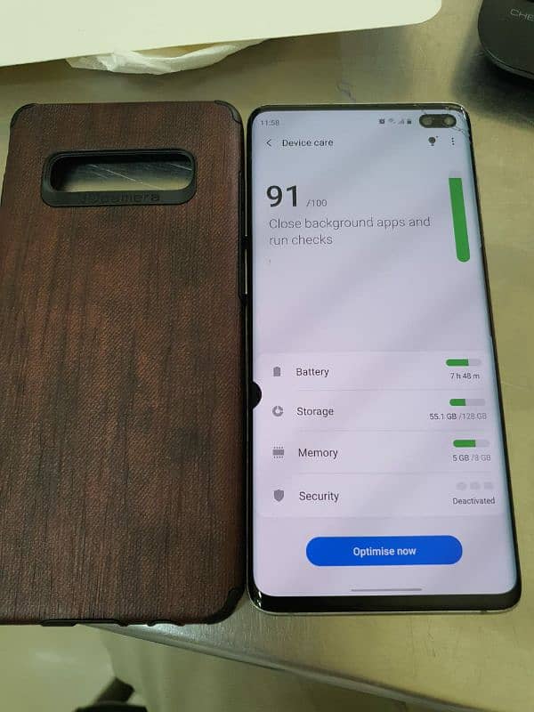 Galaxy s10 plus ( Note: Dotted screen with crack at corner) 5