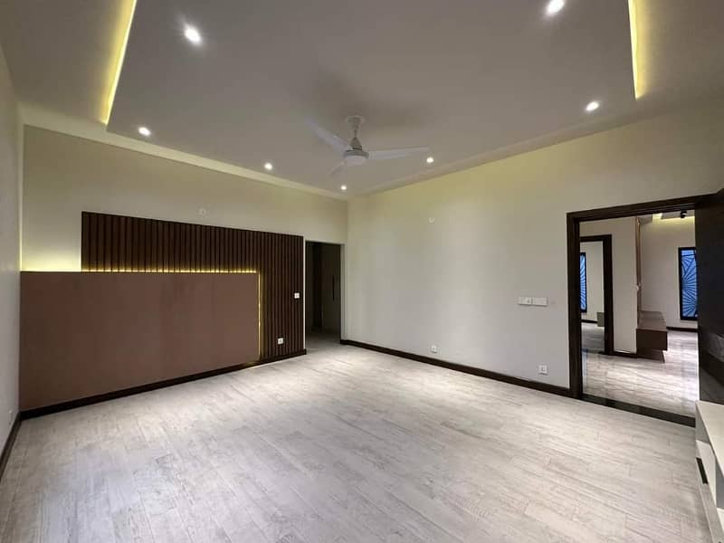 One Kanal Upper Portion For Rent 12