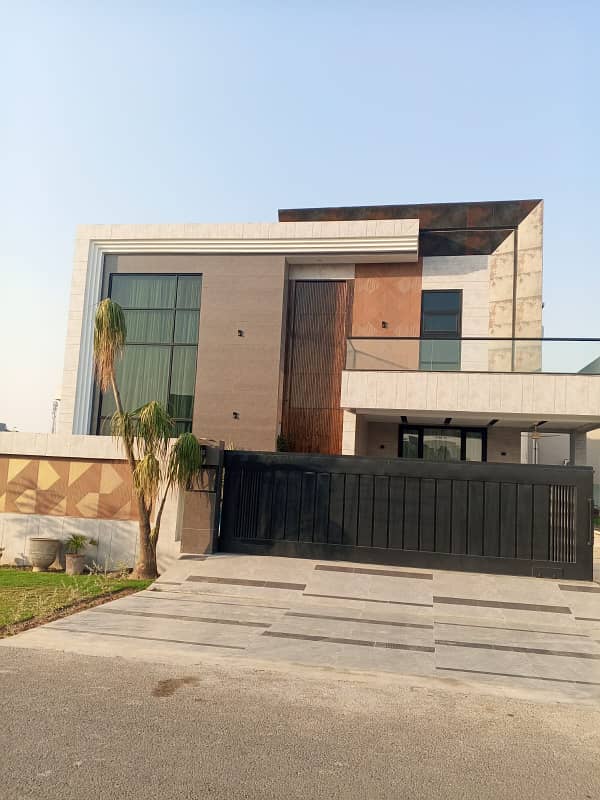 1 Kanal Brand New Upper Portion Available For Rent In DHA Phase 7 0