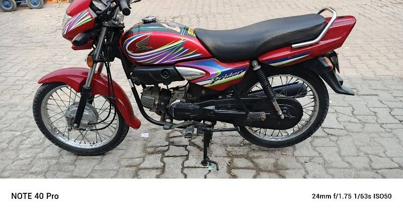 Honda pridor 100cc 5