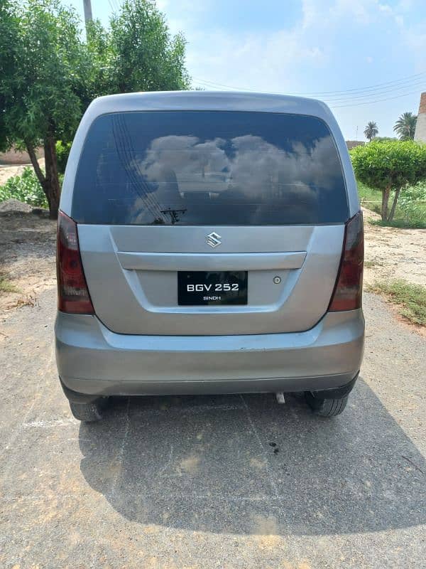 Suzuki Wagon R 2016 4