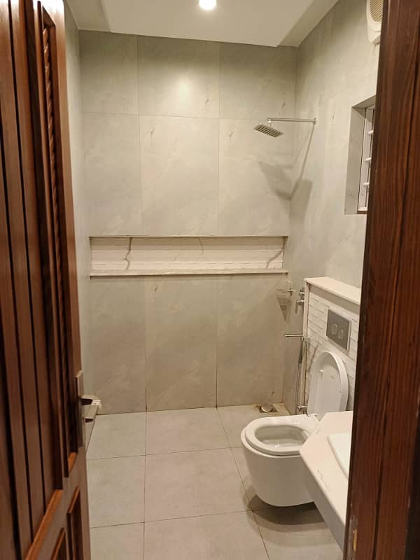 Brand new kanal upper portion for rent in G-13 islambad 15