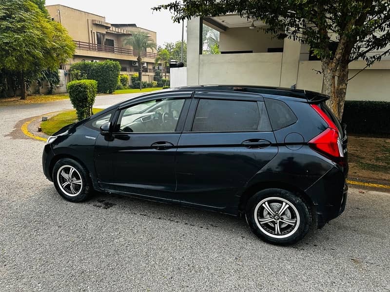 Honda Fit 2016 9