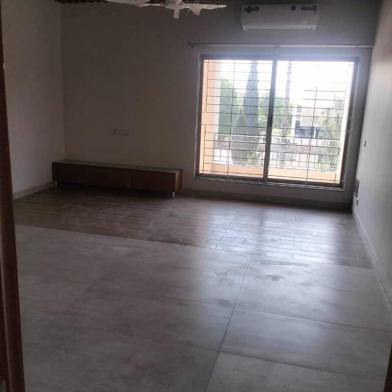 Upper portion for rent 4bedroom with attached bathroom TV lounge kitchen car parking 2