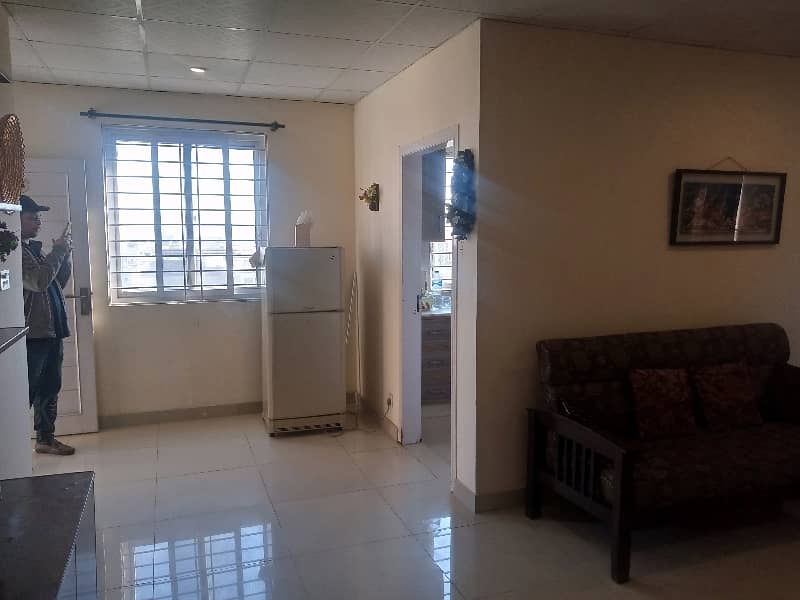 A Spacious 2 Bed Furnished Apartment For Rent 6