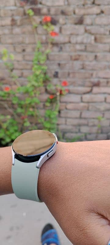 Samsung Galaxy watch 4 13