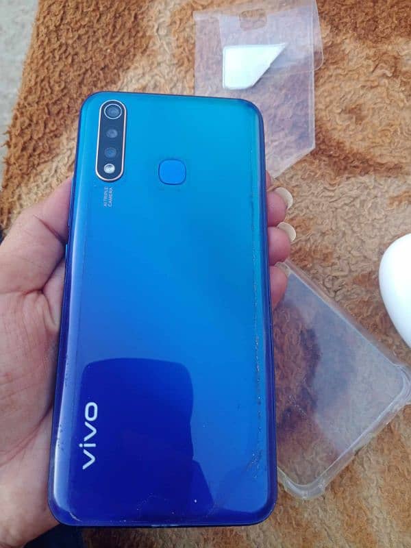 vivo y19 8Gb ram 128Gm memory 0