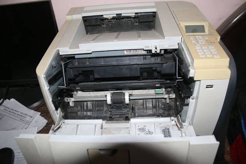 Hp laser jet P3015 Auto double sided 3