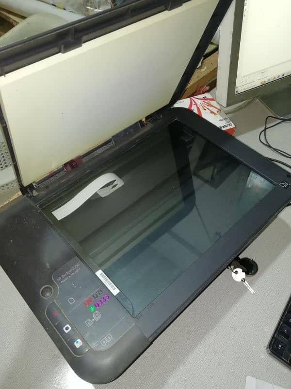 HP Deskjet 2050 3