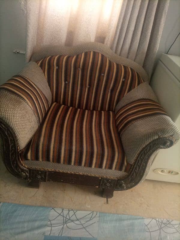 5 seater sofa set used in good condition 1