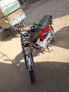 good cindition lahore nmbr 2005 model honda 125 sale