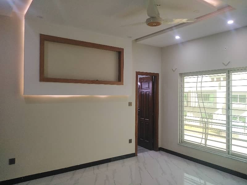 10 Marla House For sale In Beautiful Faisal Town Phase 1 - Block A 1