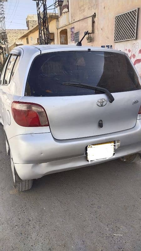 Toyota Vitz 2002 1