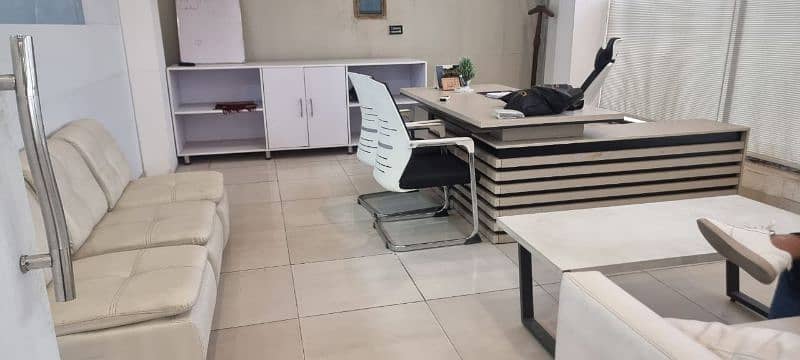 CEO office chair, table and guest chairs 0