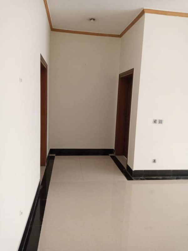 1 Kanal Lower Portion Is Available For Rent In Overseas B Bahria Town Lahore 2