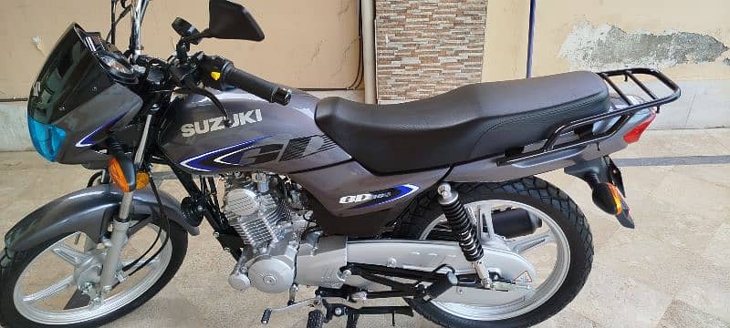 Suzuki Gd110s 6