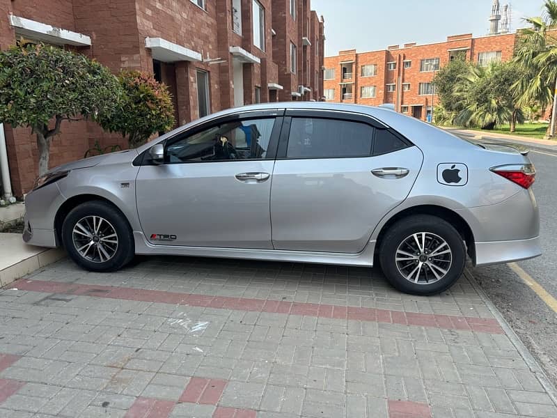 Toyota Corolla GLI 2018 6