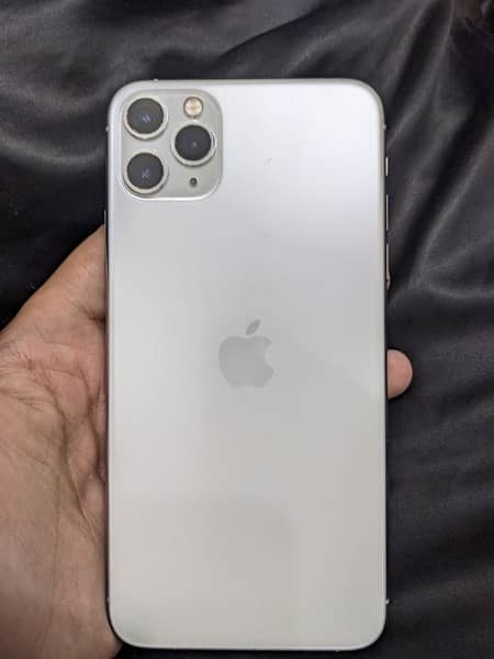 iphone 11pro max jv 256gb urgent sale 1