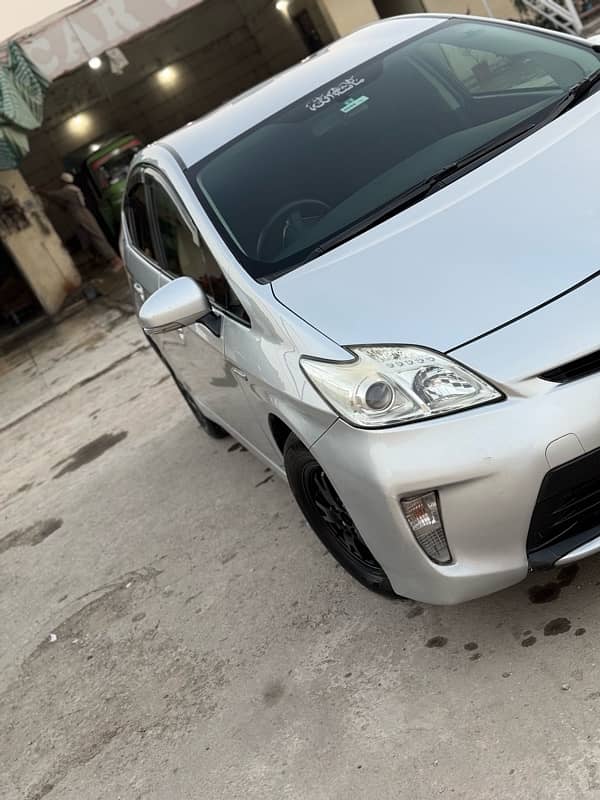 Toyota Prius 2012 5