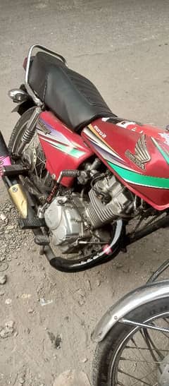 Honda 125 exchange posibel