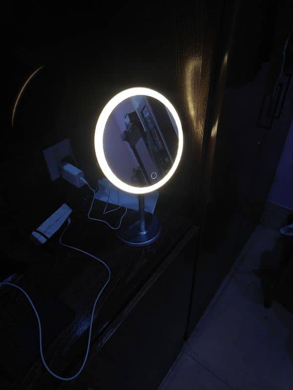 Makeup LED Light Mirror 2