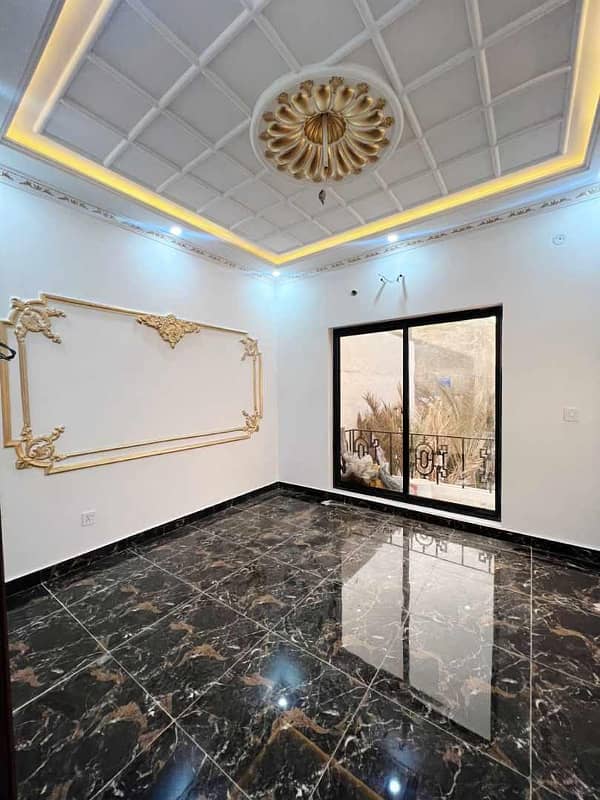 4 Marla Brand New Victorian House for Sale in Paragon City Lahore Cantt 8