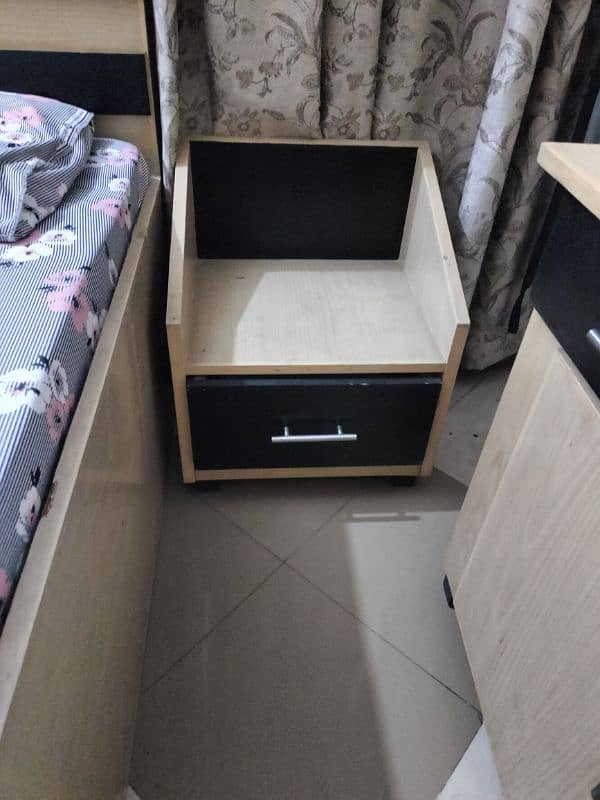 pure wood bed with original wooden colour with out mattress 3