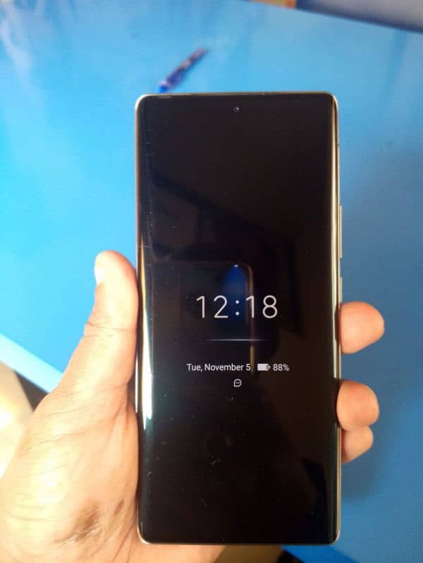 Tecno Spark 20 pro Plus 3