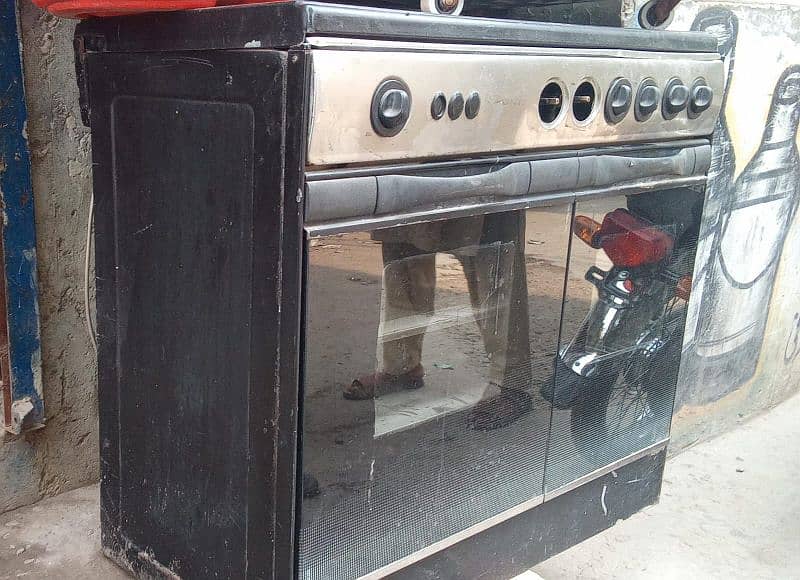 Cooking range(Stove,Grill & Oven) 2