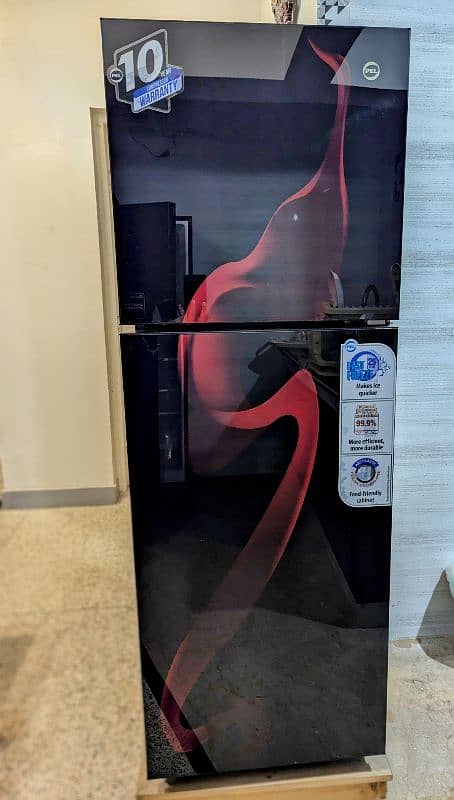 PEL REFRIGERATOR - Model No. 2200-Red Blaze 0